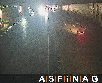 A02, bei  IZ Süd, Blickrichtung Wien - Km 10,14