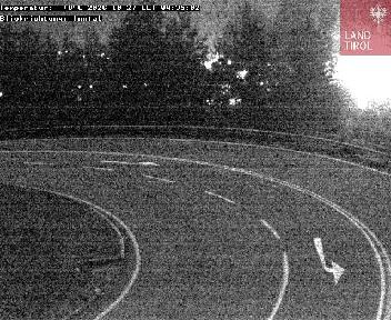 B177, Linserkurve Rchtg. Inntal, Blickrichtung Inntal